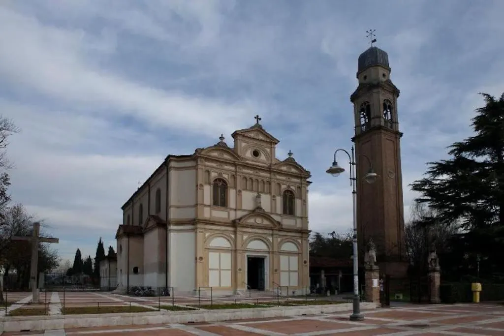 Casa Rosmary, Family And Parking For Venice Asseggiano Apartment