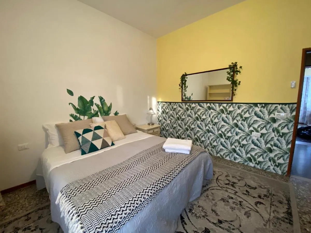 Casa Rosmary, Family And Parking For Venice Asseggiano 0*,  Italy